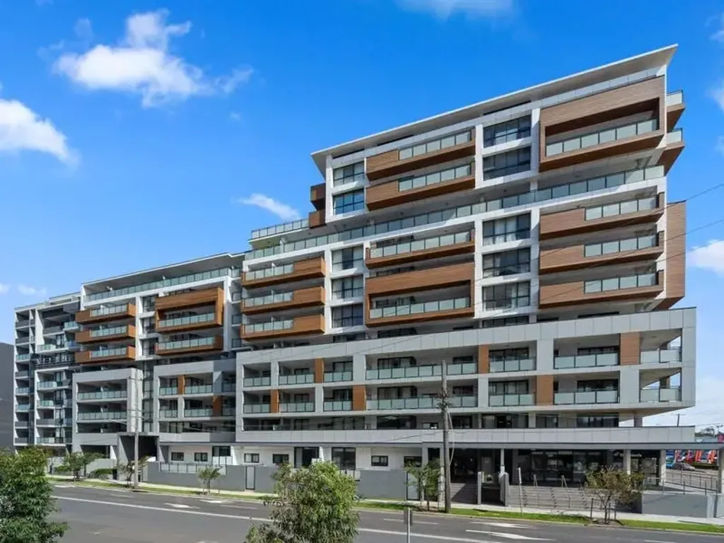 Modern 2 Bedroom, 1 Bathroom Apartment with Private Ensuite Balcony - Partly Furnished