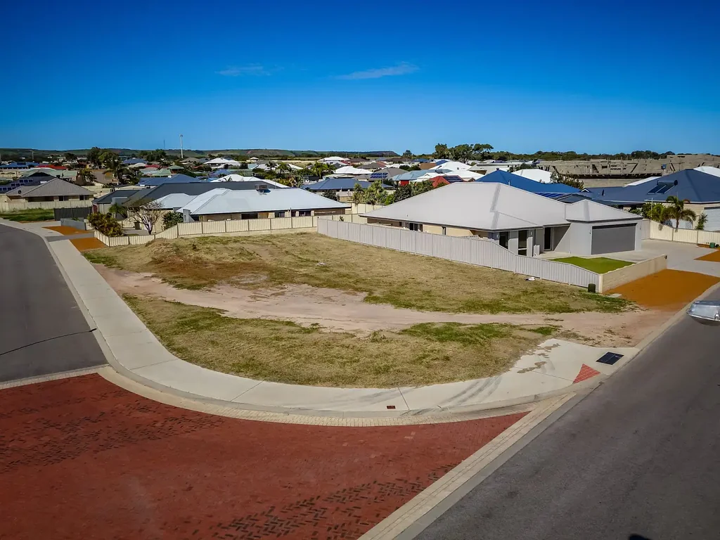 23 Stillwater Avenue, Drummond Cove, WA 6532