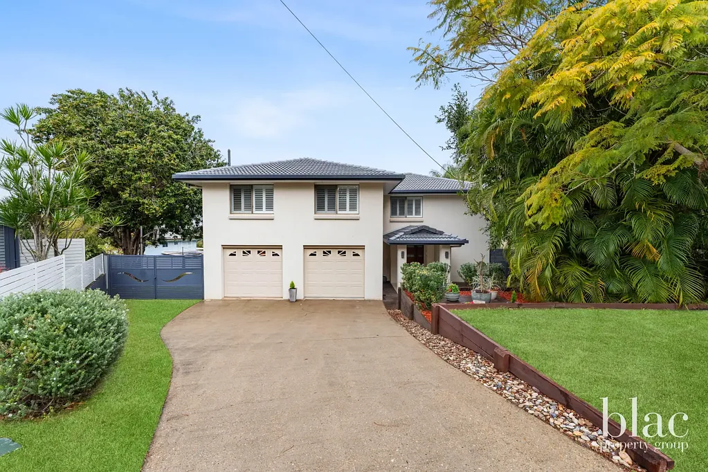 Strathpine 3Moenga Spacious Family Home on 1002m² Block in Quiet Cul-de-Sac