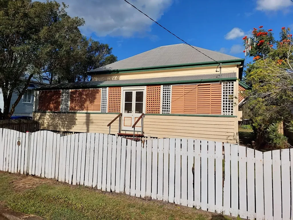 Maryborough 3 Bedroom SOLID & SPACIOUS