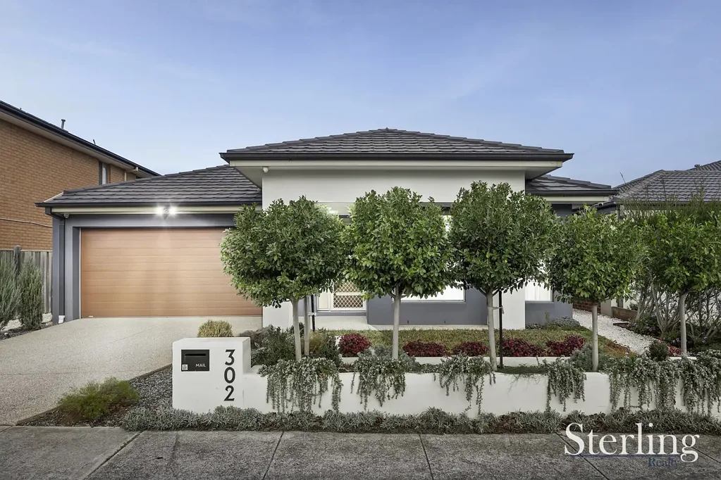 302 Saltwater Promenade, Point Cook, VIC 3030