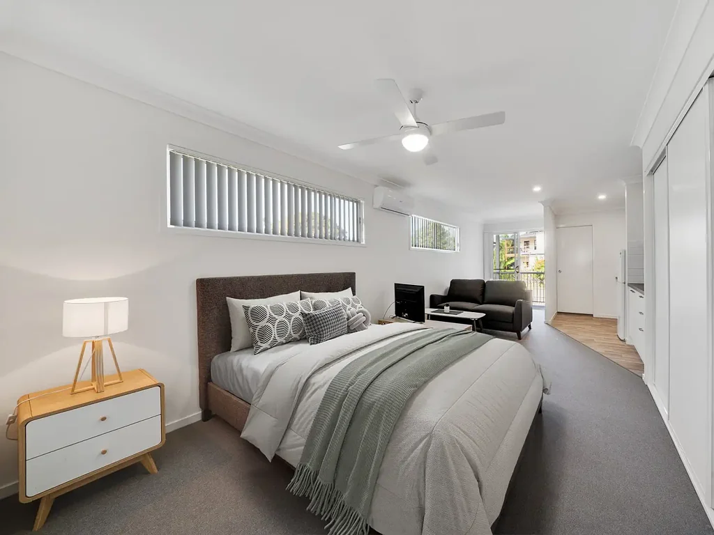 MODERN, FULLY FURNISHED STUDIO APARTMENT