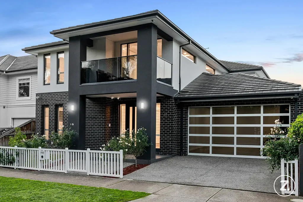 Greenvale 4 Bedroom Stylish sophistication in prestige Umbra Estate