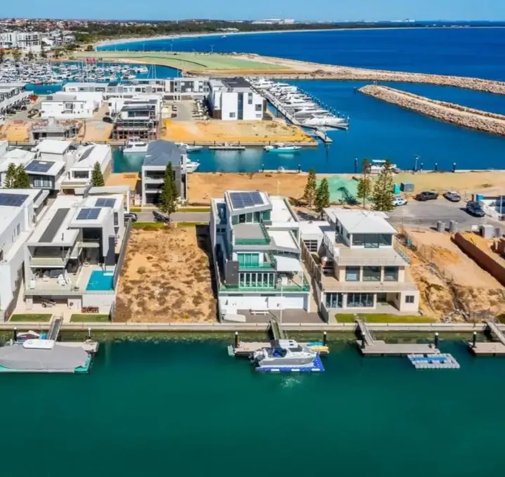 North Coogee North Facing Land with Jetty