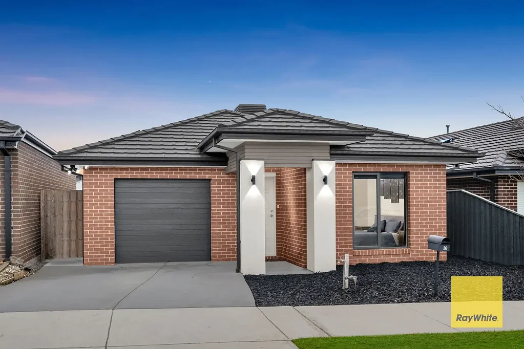 Maddingley 3ਬੈੱਡਰੂਮ Great First Home here in Stonehill Estate