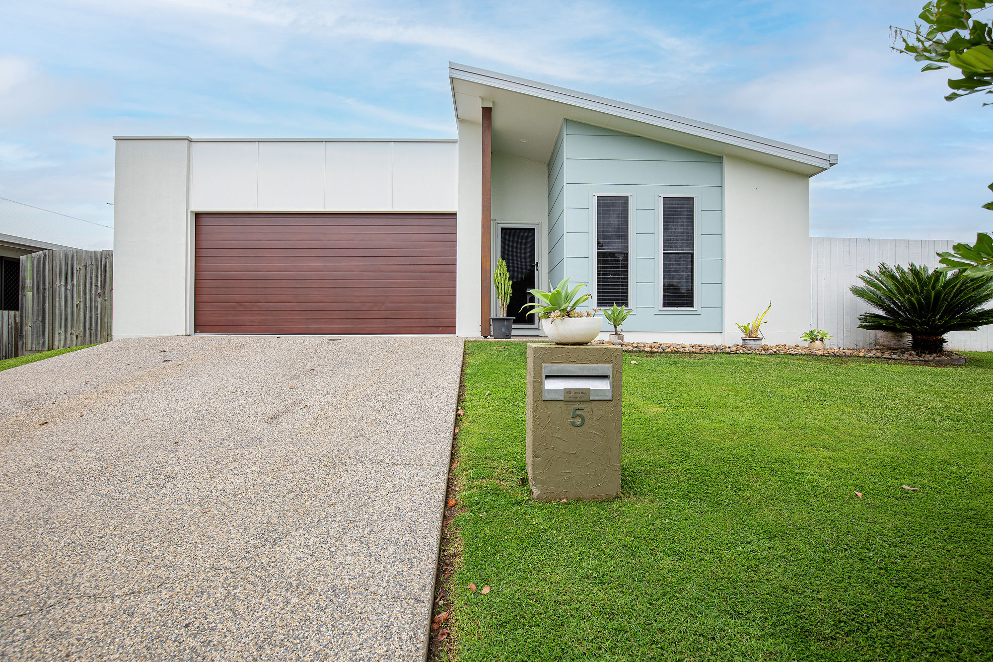 5 ALBION CR, MOUNT PLEASANT QLD 4740, 0 Kuwarto, 0 Banyo, House