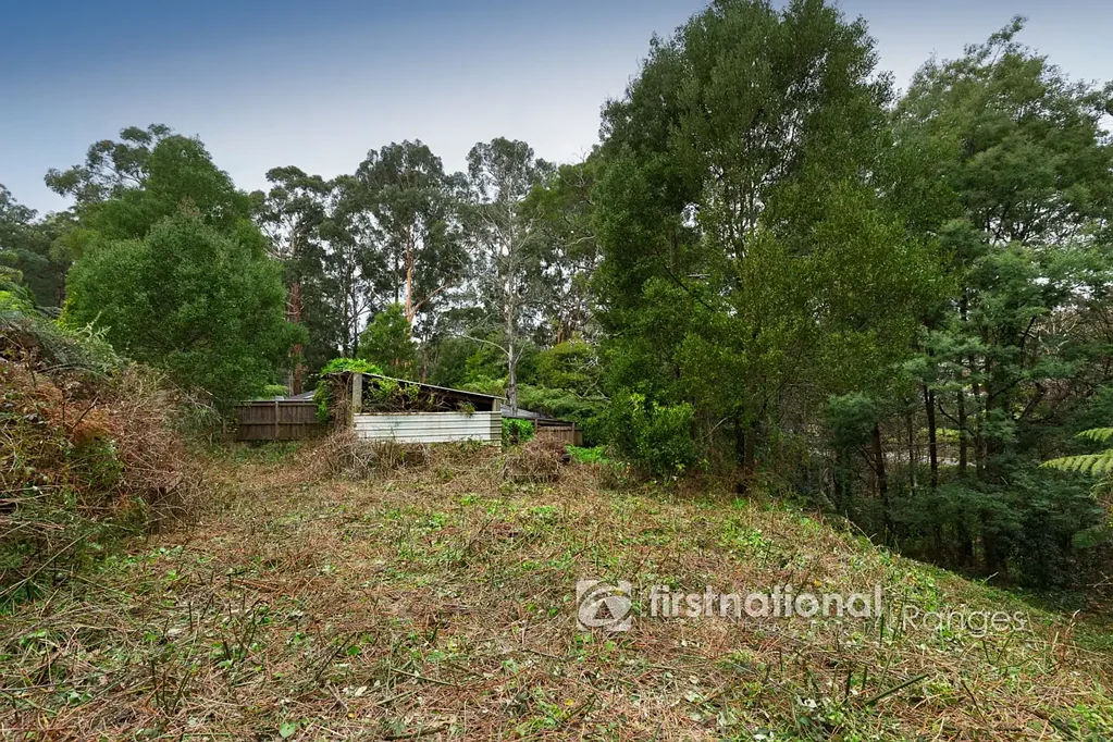 Monbulk 约1英亩地块 私密空间 小溪环绕 步行设施齐全 梦想家园空间 AGENT MUST ATTEND INSPECTIONS - Land your opportunity on 1 Acre so close to Monbulk township!