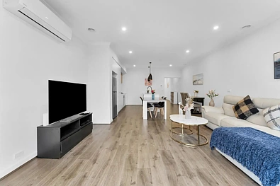 ਰਹਿਣ ਵਾਲਾ ਕਮਰਾ - 54B Hillview Drive, Carrum Downs, VIC 3201
