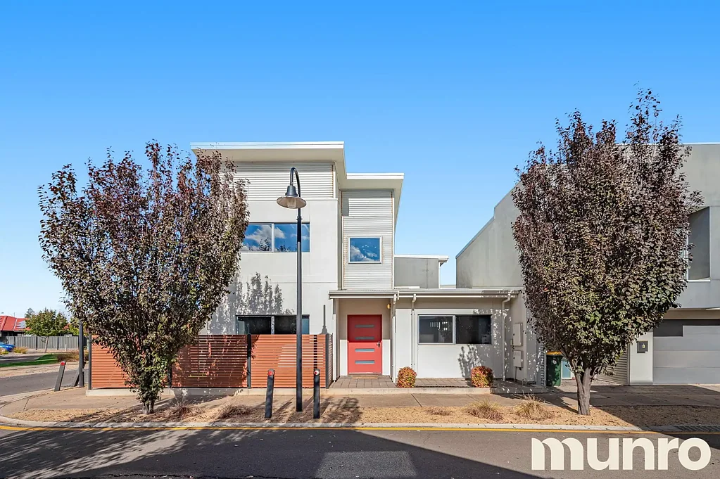 8 Moore Street, Munno Para, SA 5115