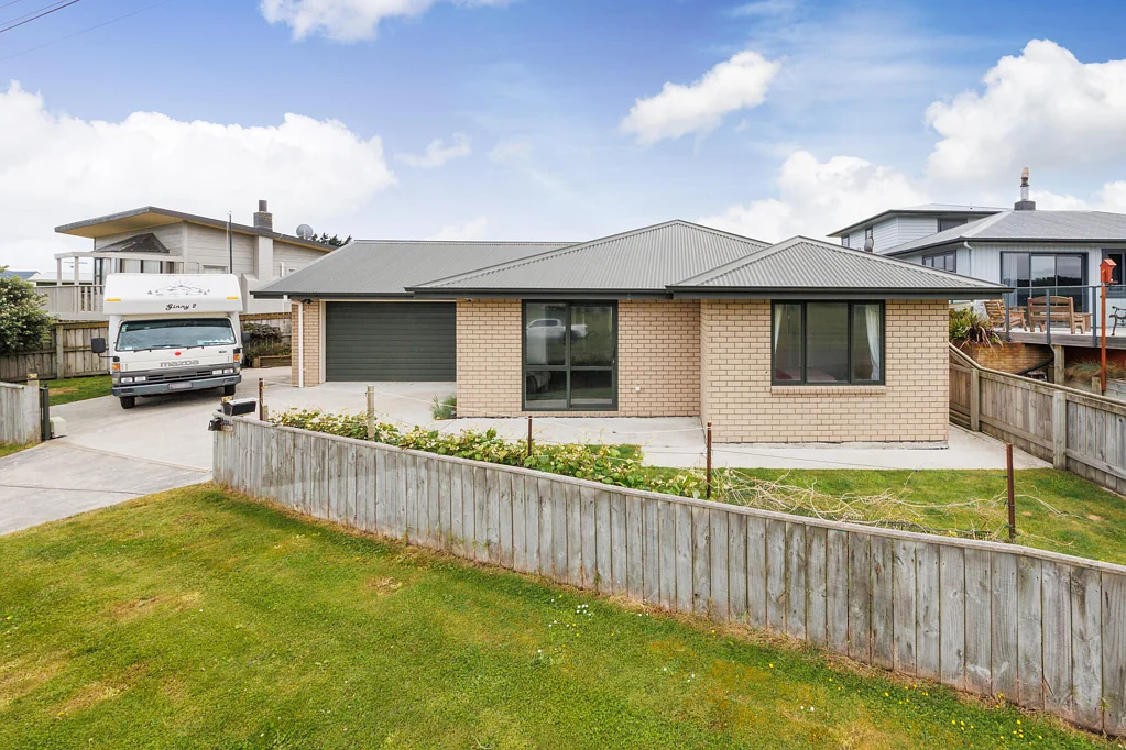 Foxton Beach 3房  Low maintenance, easy living