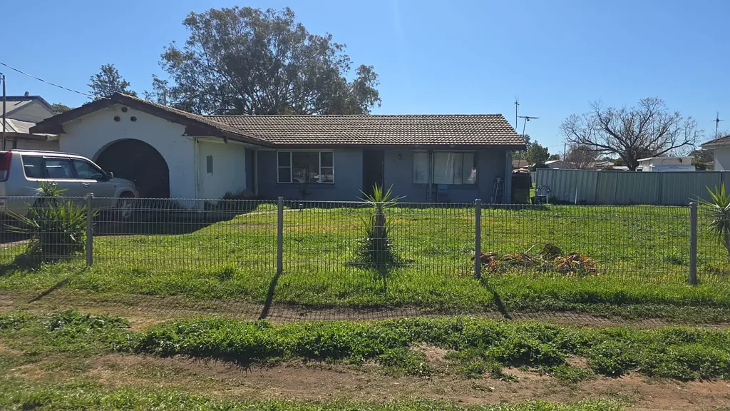 Gilgandra 3Kwarto Charming Family Home in the Heart of Gilgandra