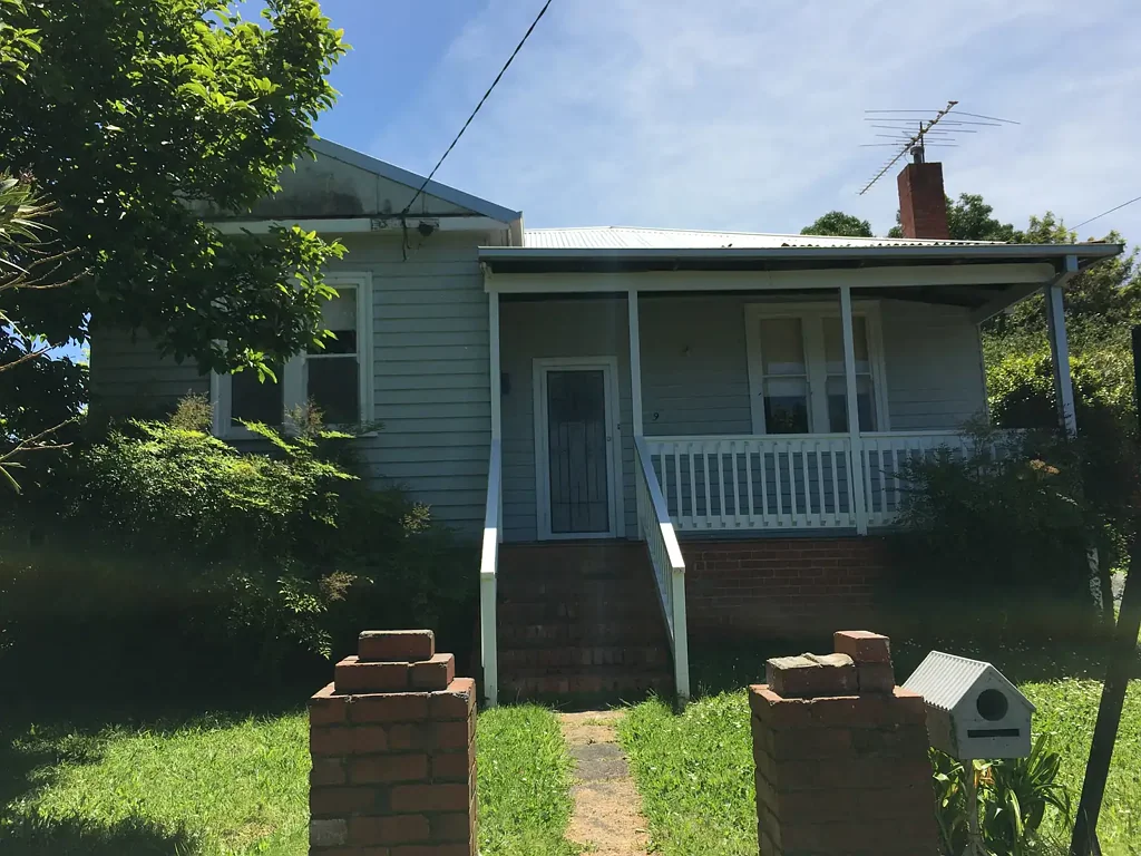 Charming 3-Bedroom Hills Cottage in the Heart of Monbulk