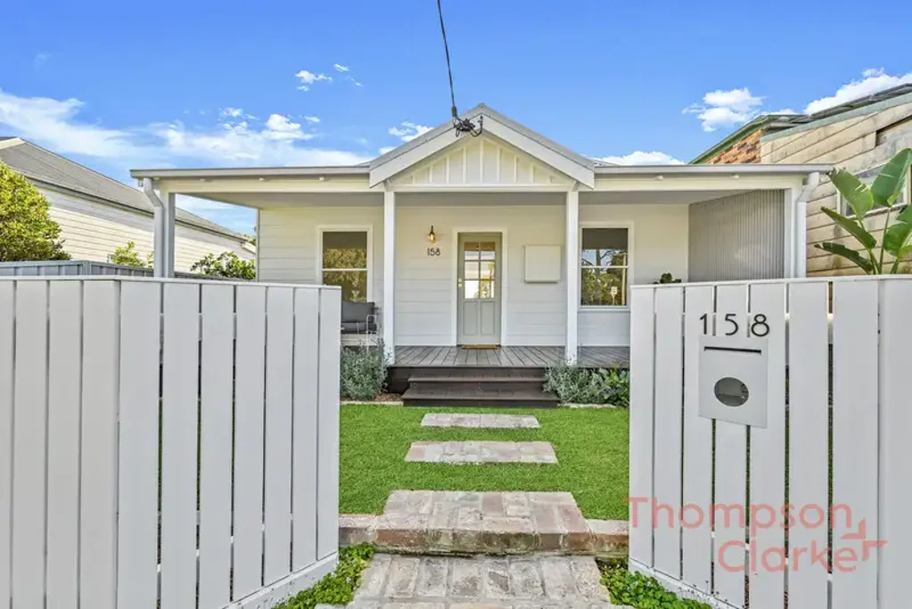 Restored Masterpiece Right In The Heart Of Maitland!