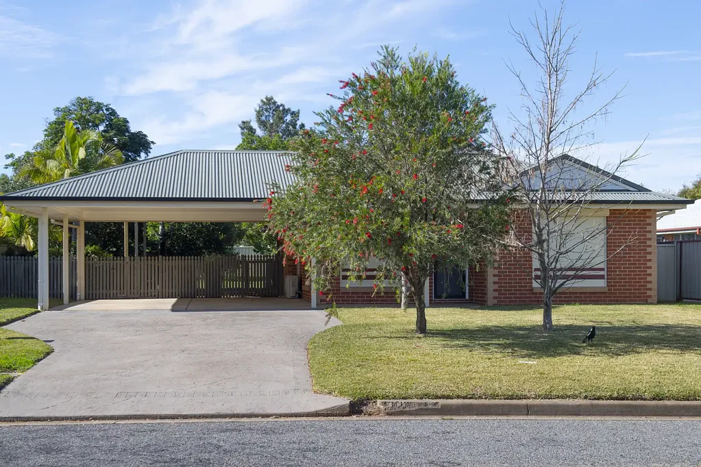 Three Bedroom Home in Aberdeen