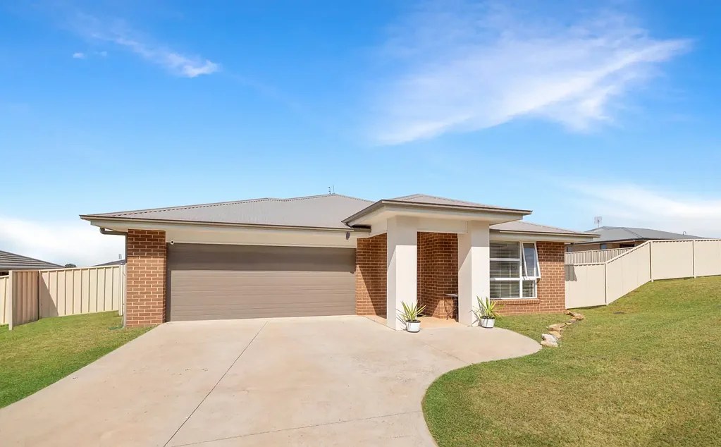 4 Willow Place, Parkes, NSW 2870