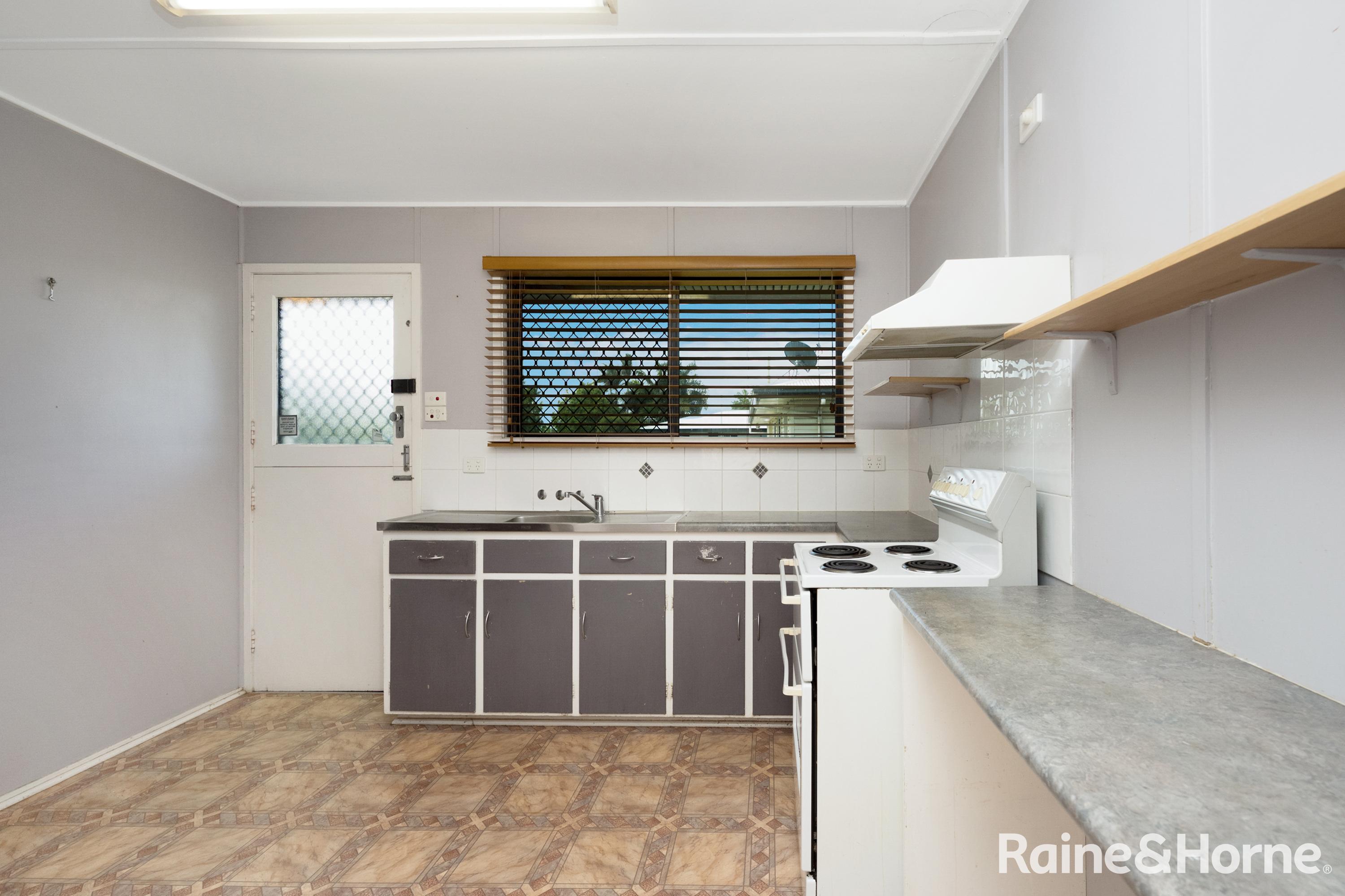 273 PALMERSTON ST, VINCENT QLD 4814, 0 Kuwarto, 0 Banyo, House