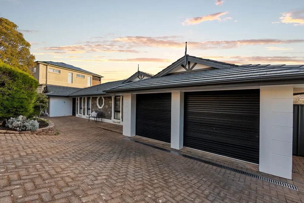 Greenwith 3 Bedroom Country Feel with City Convenience - A Peaceful Retreat