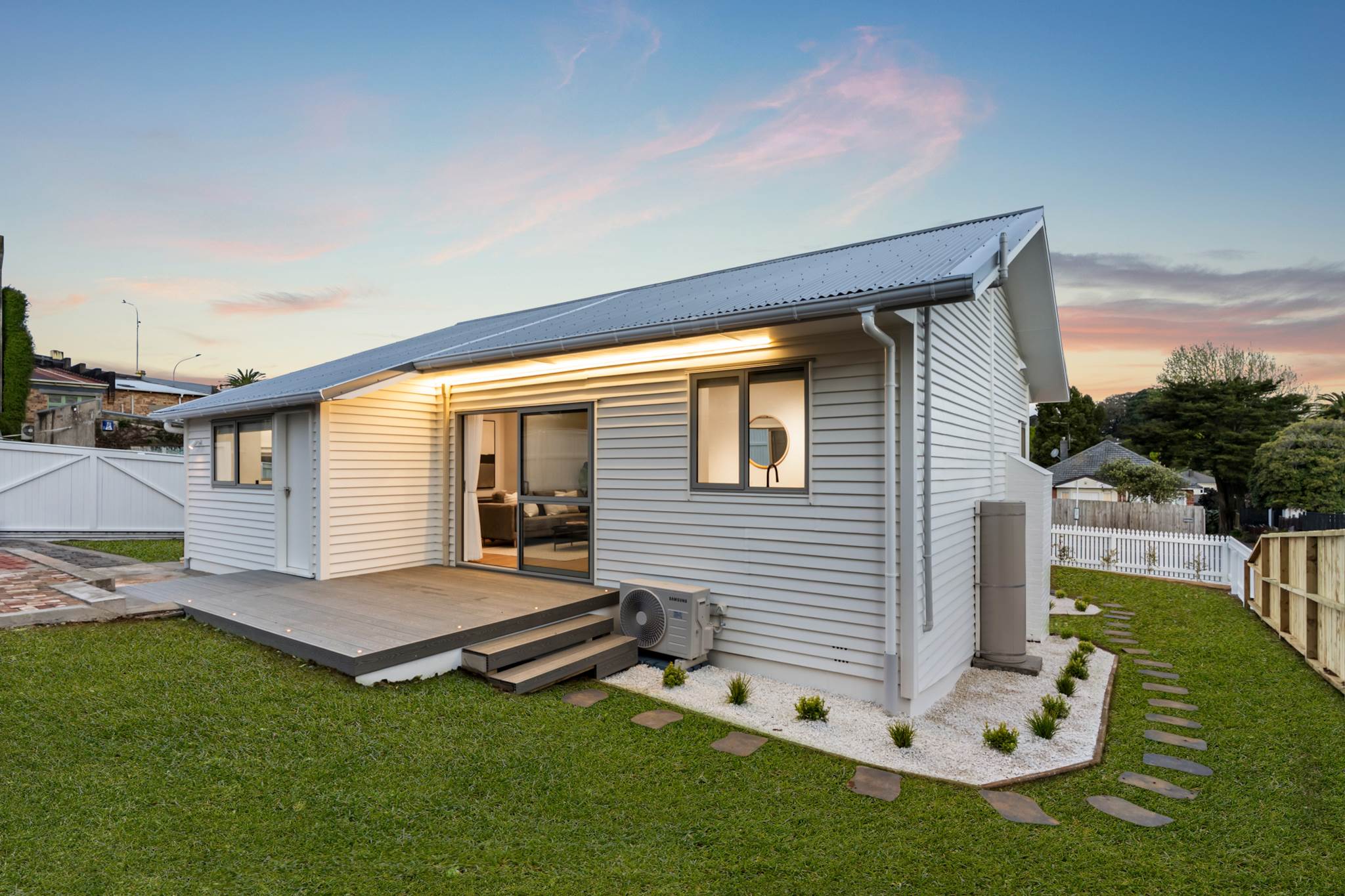 7 Hillsborough Road, Mount Roskill, photo 7