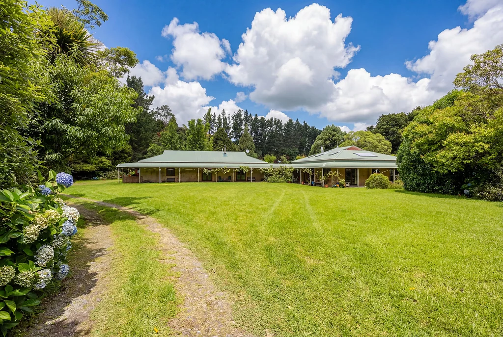 Mangawhai 2房  Two Distinctive Homes, One Extraordinary Property