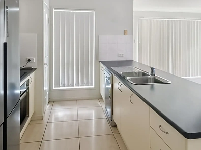 41 Eric Drive, Blackstone, QLD 4304, 4 phòng ngủ, 2 phòng tắm, House