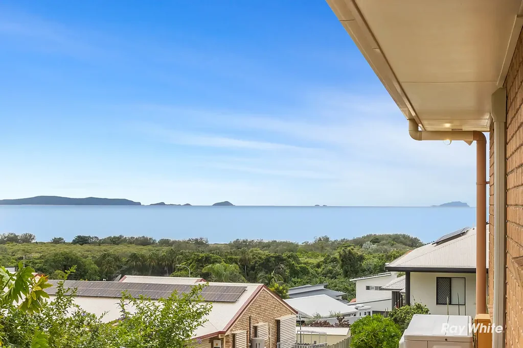 Pacific Heights 4房  Spacious 4-Bedroom Investment in Prime Coastal Pocket