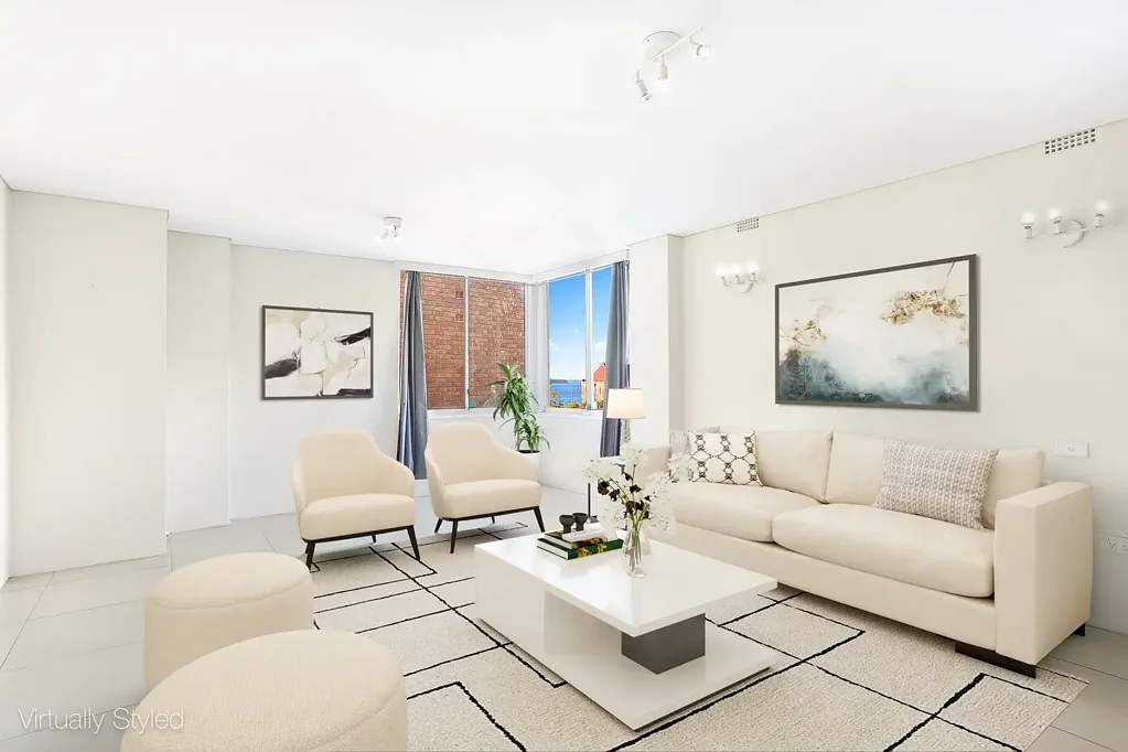 Ultra Convenient Apartment With Views