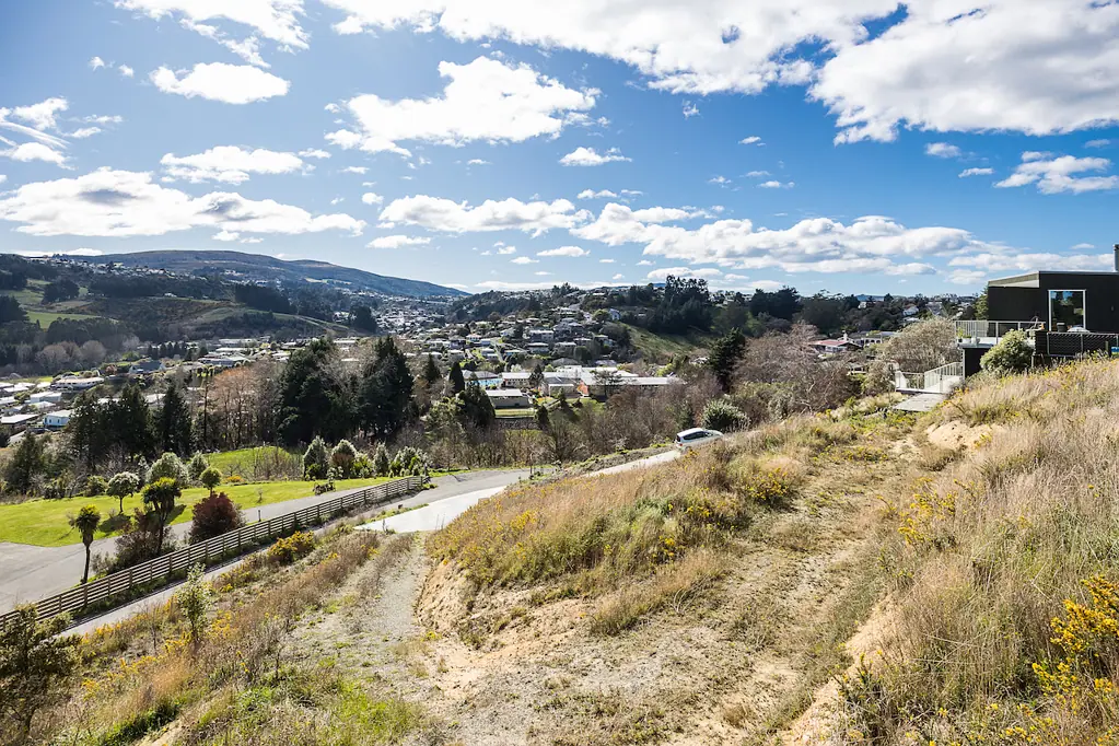 Kenmure  Build Your Dream Home - Views - Sun - Serenity