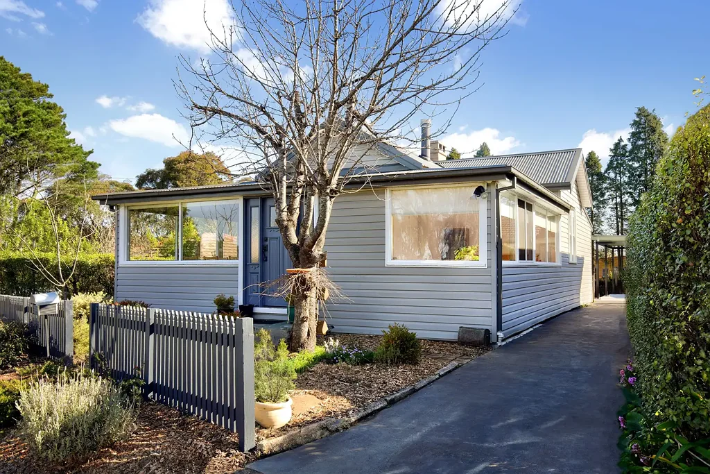 158 Great Western Highway, Blackheath, NSW 2785