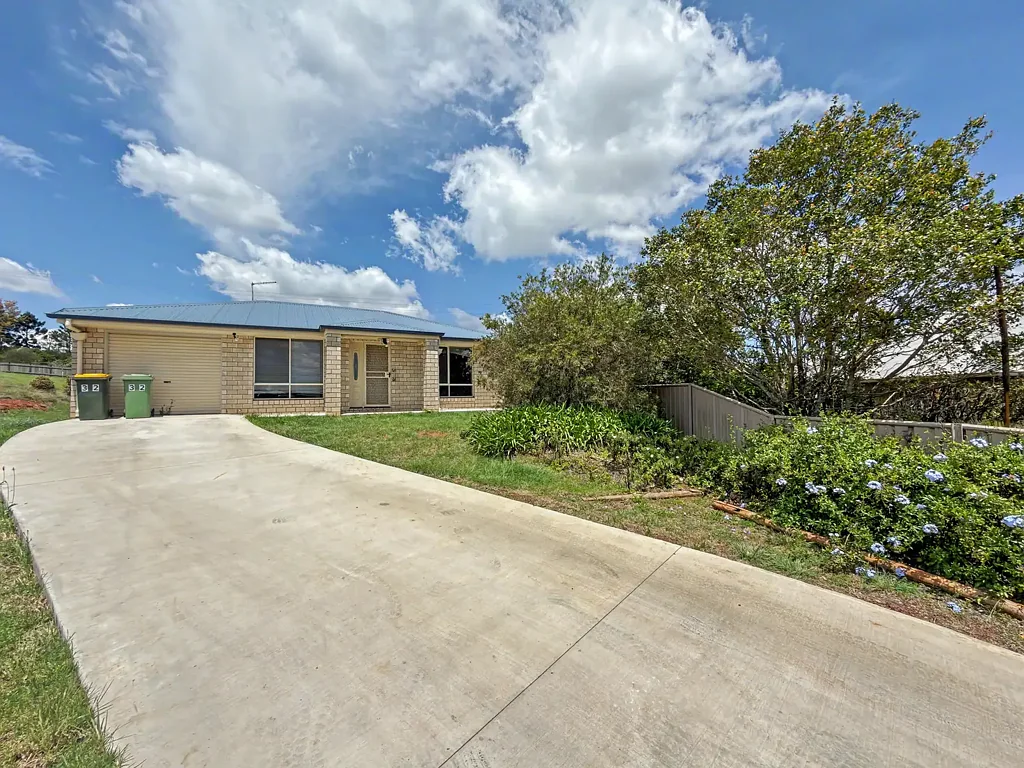 Iba Pa - 32 Smythe Drive, Highfields, QLD 4352