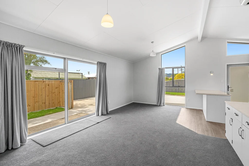 Levin 2房  Move In Ready Unit in a Prime Levin Location