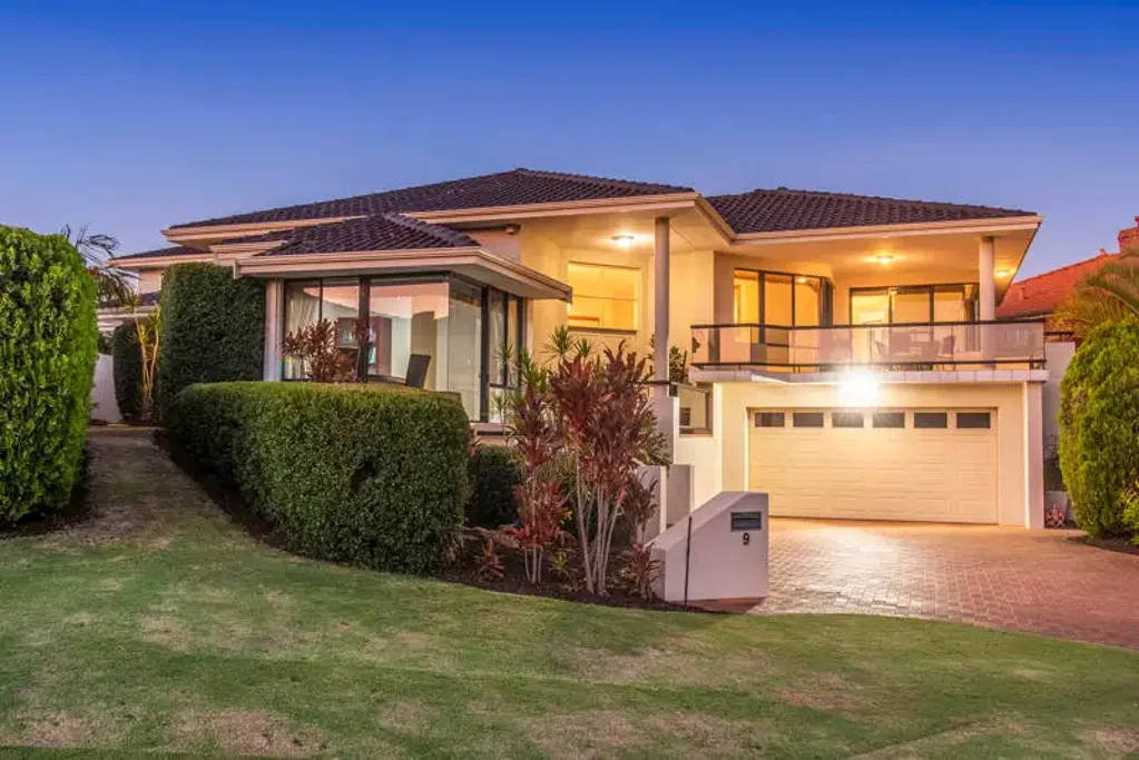 9 Gordon Road West, Dianella, WA 6059