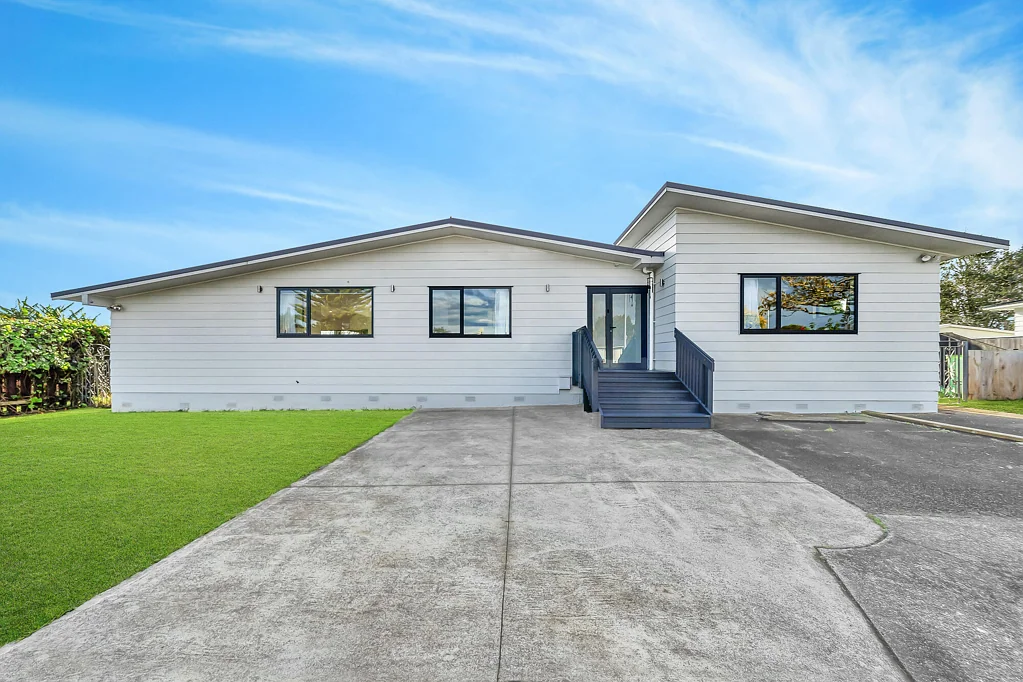 Manurewa 4침실 1 House. 4 Bedrooms. Endless Possibilities!