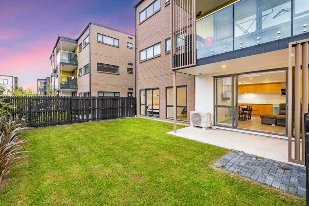 Flat Bush 2Moenga GROUND FLOOR (RE)TREAT! RETIRE/ NEST/ INVEST