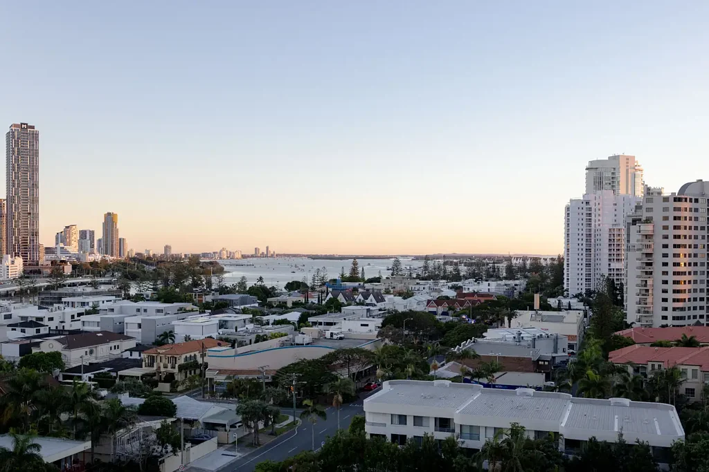 37/3 Tedder Avenue, Main Beach, QLD 4217
