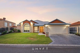 9 Kin Bay Entrance, Mindarie