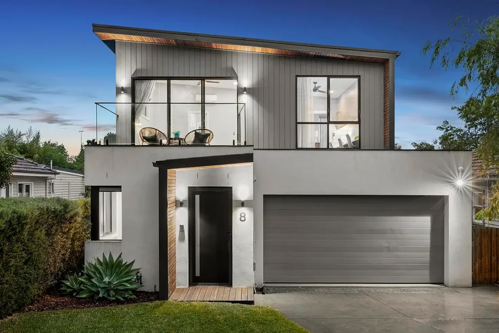 8 Alexander Street, Mitcham, VIC 3132