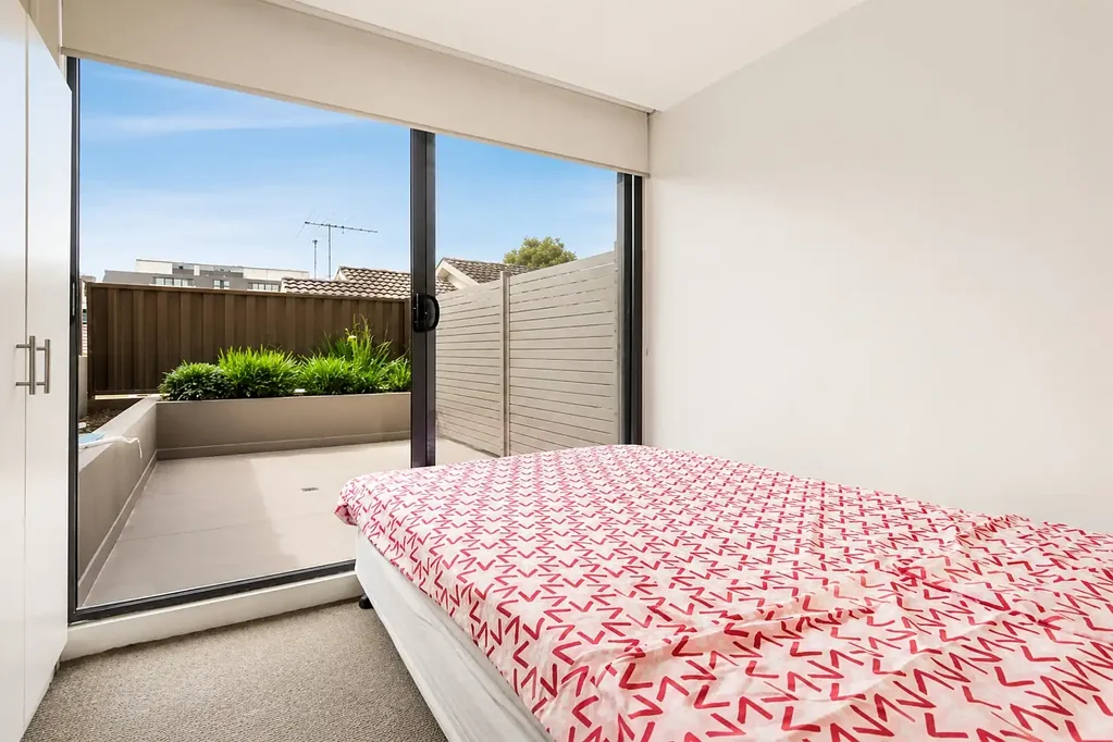 Box Hill 1部屋 Fully Furnished Student Apartment with Private Courtyard in the Heart of Box Hill