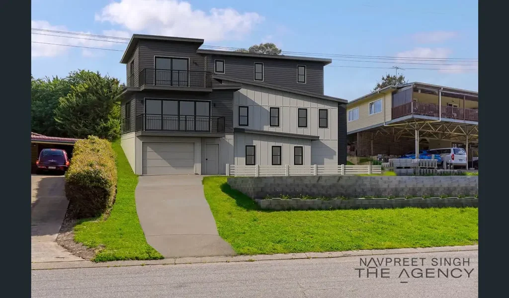 San Remo 817m² Beachside Canvas – Infinite Potential Under Open Skies