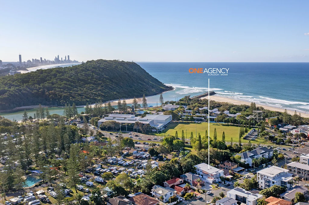 1/11 Tallebudgera Drive, Palm Beach, QLD 4221