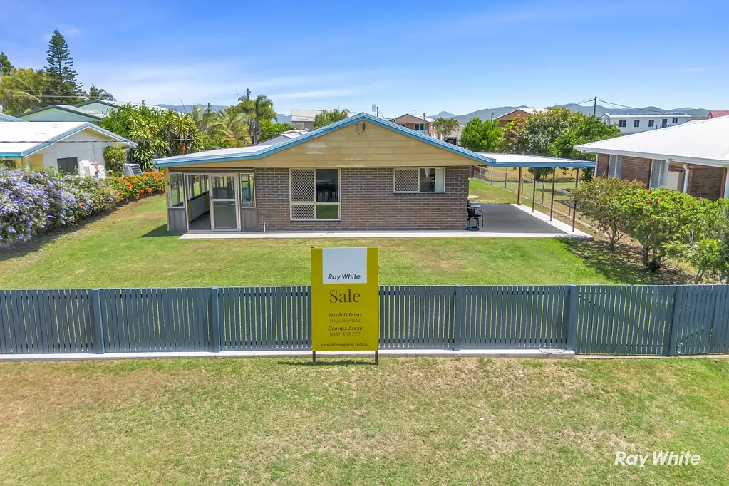 104 Limpus Avenue, Keppel Sands, QLD 4702