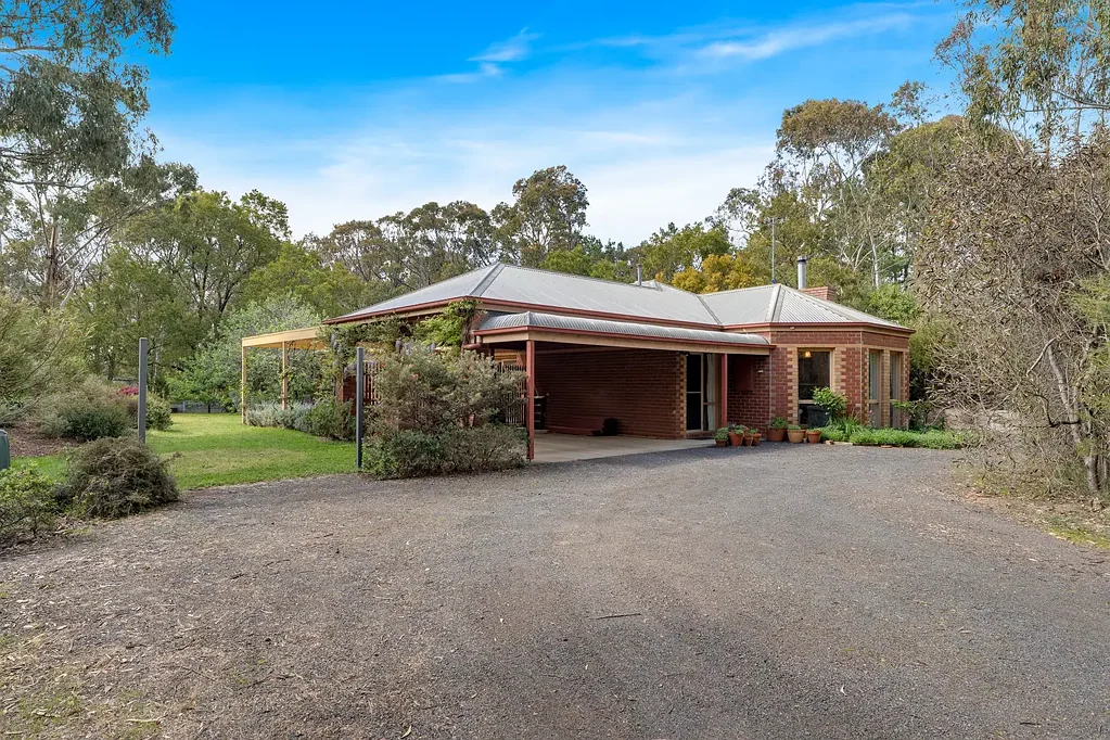 15 Bellhouse Street, Macedon, VIC 3440