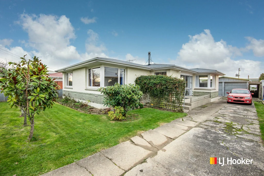 Mosgiel 3Zimmer Ideal First Home To Add Value To!!!