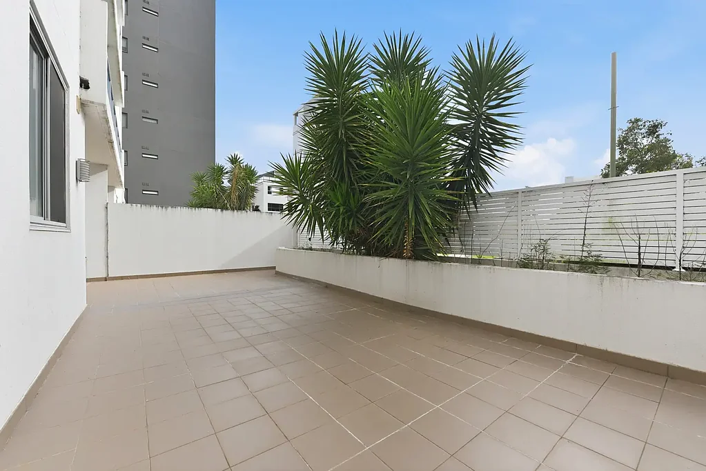 Rosehill 2कमरा Spacious North-Facing Ground Floor Apartment with Huge Courtyard