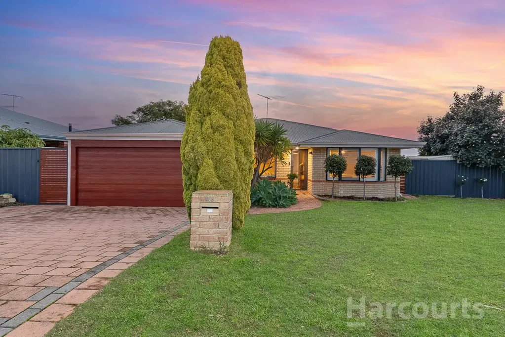 43 Macnaughton Crescent, Kinross, WA 6028