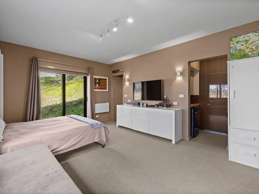 Mount Buller 1房  Affordable Ski-In Ski-Out Studio in Private Lodge