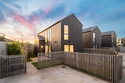 2C Otaimako Place, Mangere