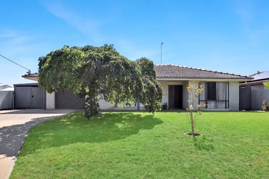 9 Mazamet Court, Deniliquin, NSW 2710
