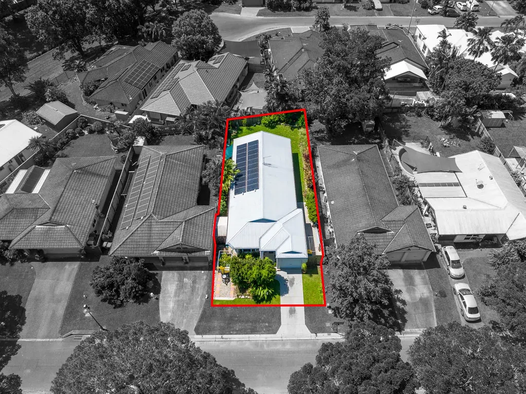Brinsmead 3chambre Blue-Chip Buy with Room for the Caravan!