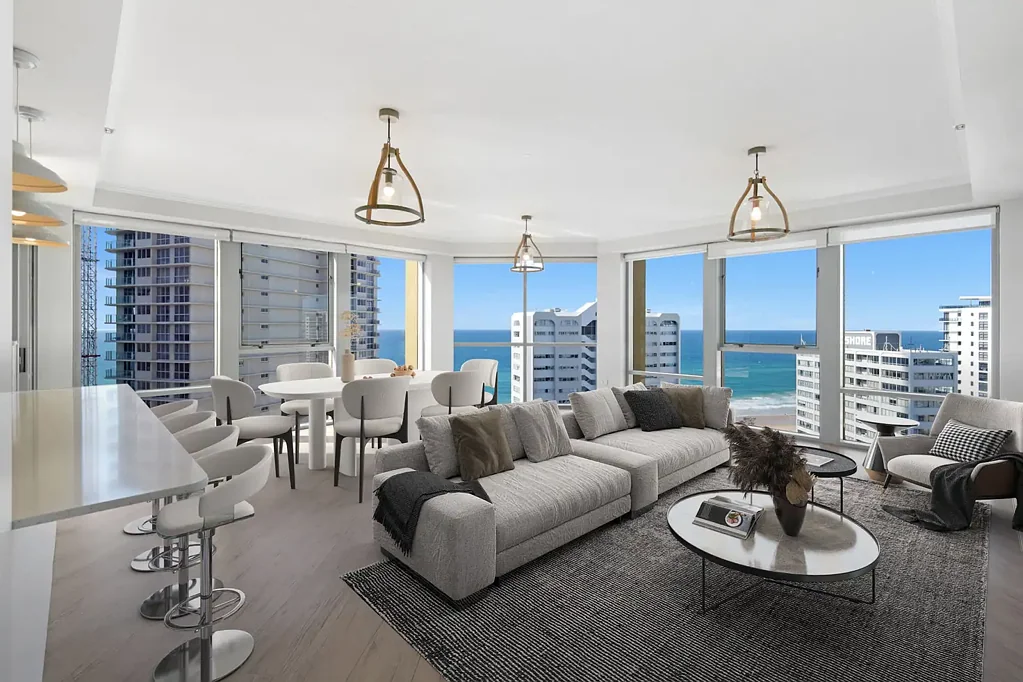 Surfers Paradise 3 Bedroom Elevated Coastal Luxury with Panoramic Ocean & Skyline Views