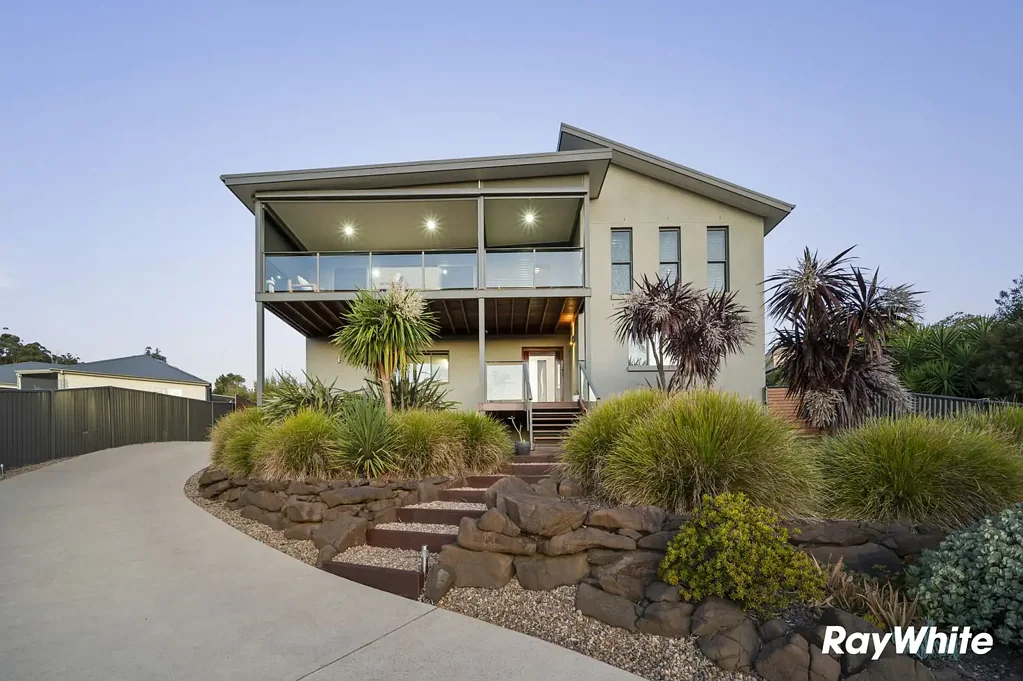 32 Broomfield Crescent, Long Beach, NSW 2536